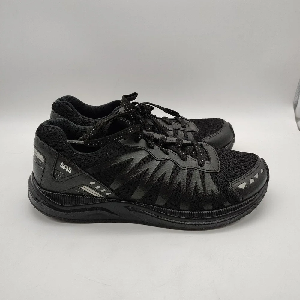SAS Mission One Mens Size 9 D Sneaker Black Athletic Shoes Vibram